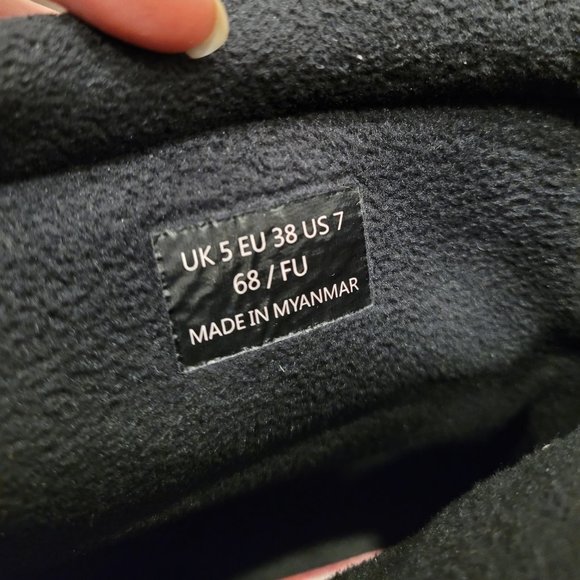 HUNTER Women's Intrepid Insulated Short Snow Boots BNWT Size 7 - Picture 6 of 12